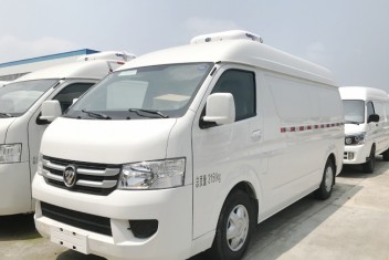 福田G7雙排座面包冷藏車